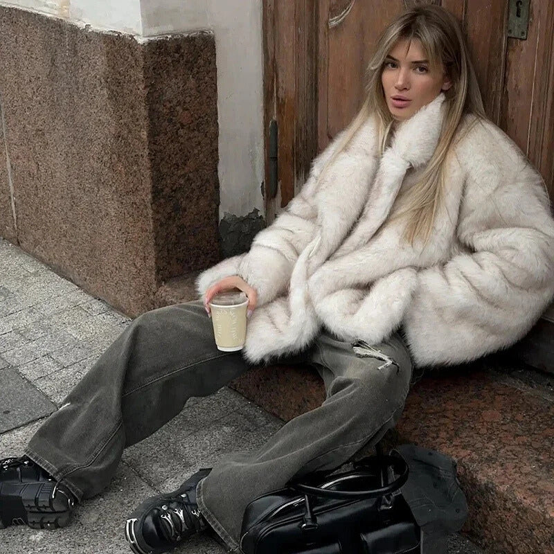 Jocelyn - Übergroße Winterjacke aus Pelz