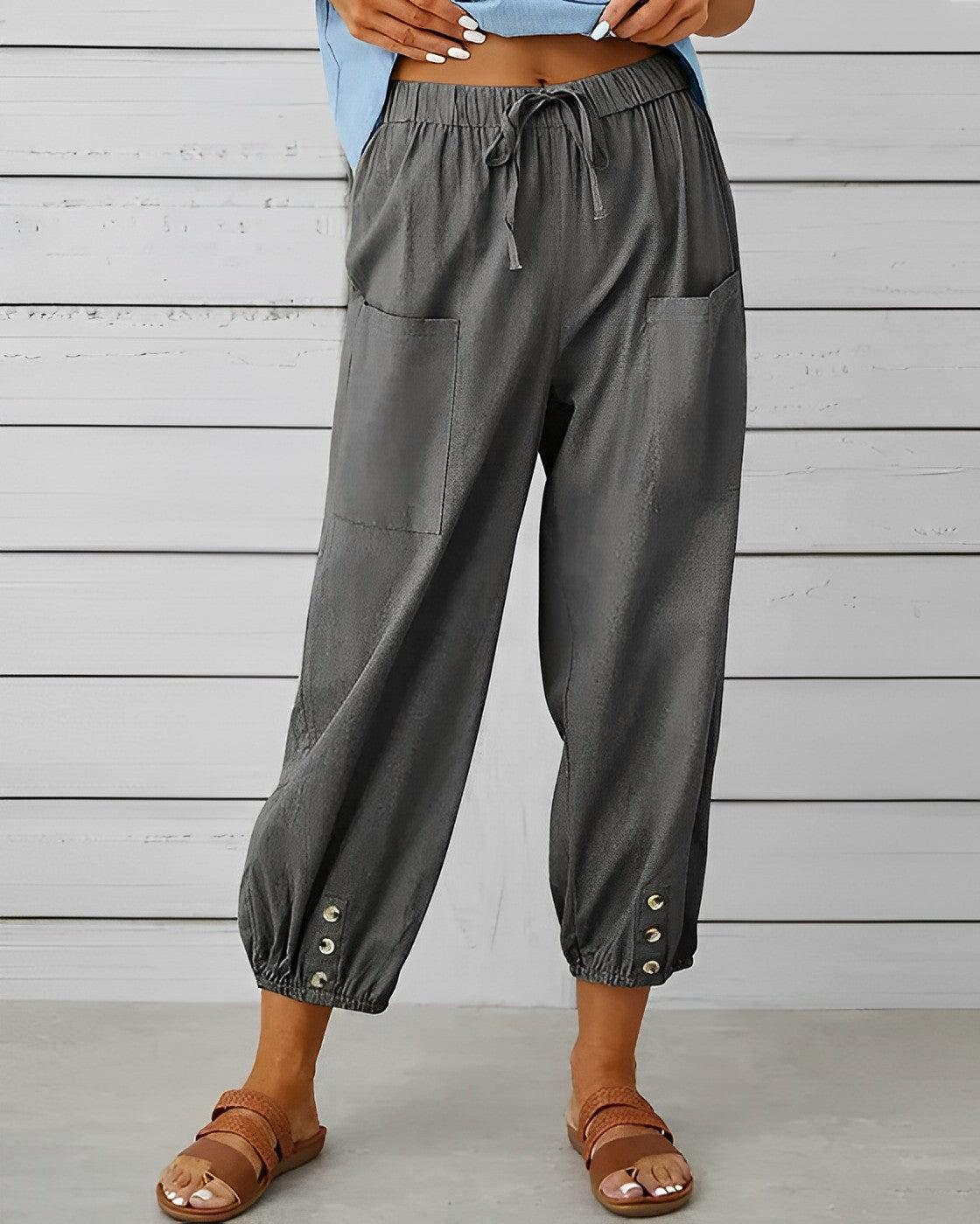 Damen Sommerhose mit Elastischem Bund und Knopf-Detail – Lässiger Cropped Look für Alltag & Urlaub