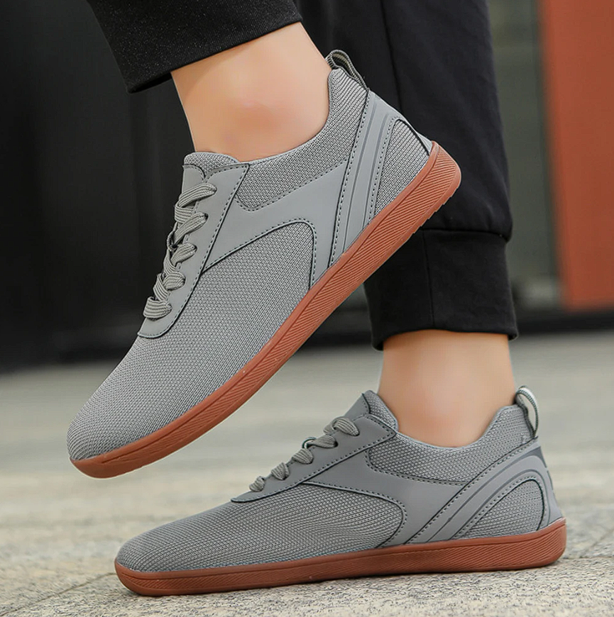 Weiße Herren Sneaker – Leichte Freizeitschuhe im sportlichen Look