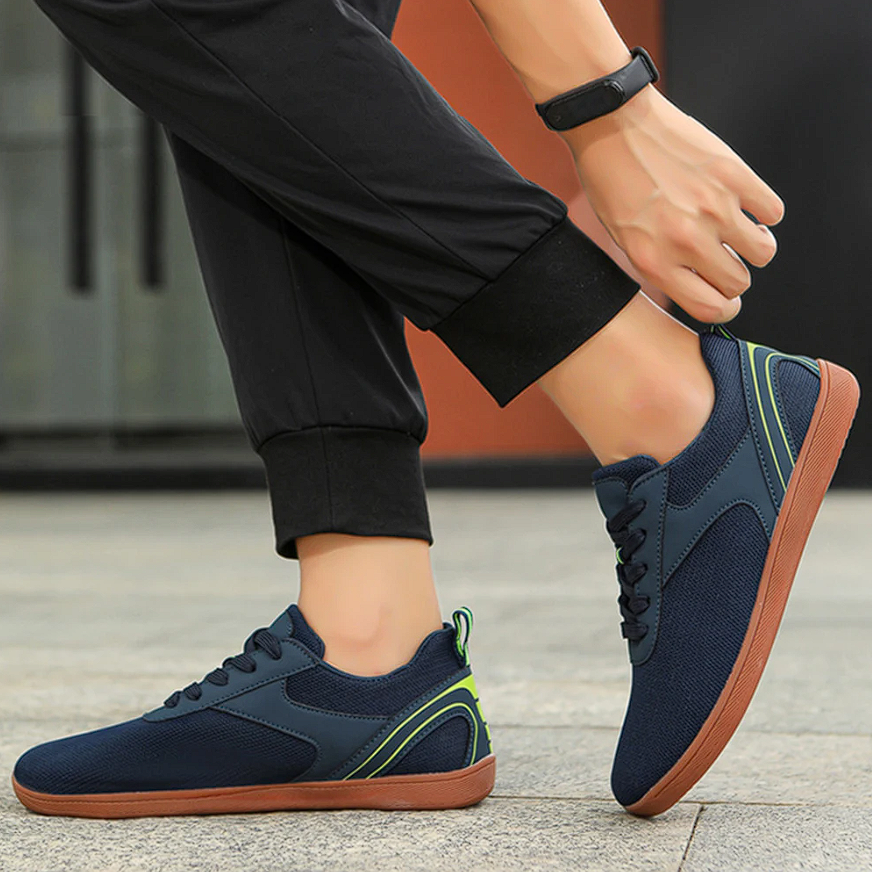 Weiße Herren Sneaker – Leichte Freizeitschuhe im sportlichen Look