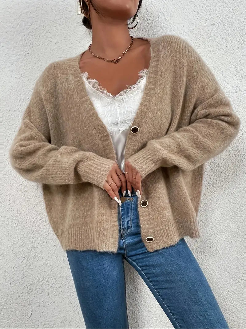 Kuscheliger Damen Strickcardigan mit V-Ausschnitt – Weicher Oversize Pullover mit Knopfleiste