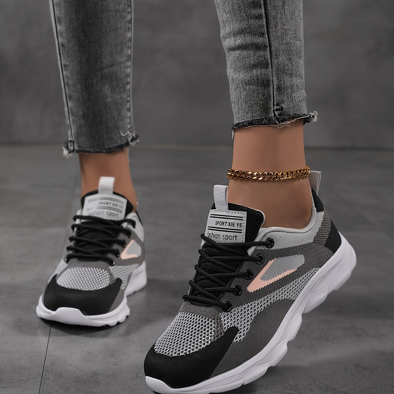 Casual lightweight mesh sneakers for women | Perfect for everyday use