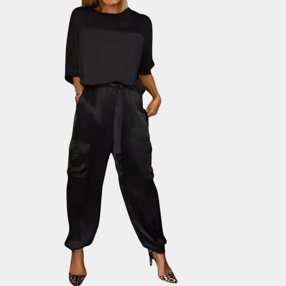 Zweiteiliges Damen Set aus Satin – Lockeres Oberteil und Satin-Cargo-Hose mit Taschen für elegante Streetwear-Looks