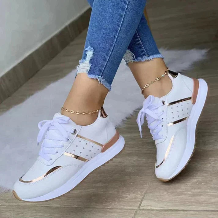 Beige Damen Sneaker mit goldenen Details – Sportlich & Elegant