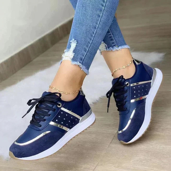 Beige Damen Sneaker mit goldenen Details – Sportlich & Elegant