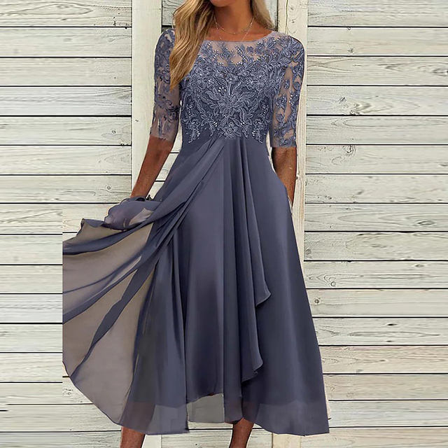 Elegantes festliches Abendkleid für Damen mit floraler Spitze, halbtransparenten Ärmeln und fließendem Chiffonrock in Midilänge