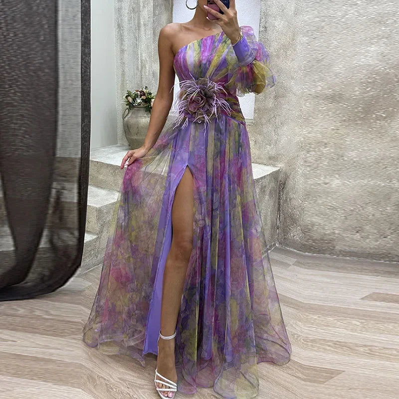 Asymmetrisches Abendkleid mit Blumentüll & Schlitz – Elegante Maxilänge für besondere Anlässe