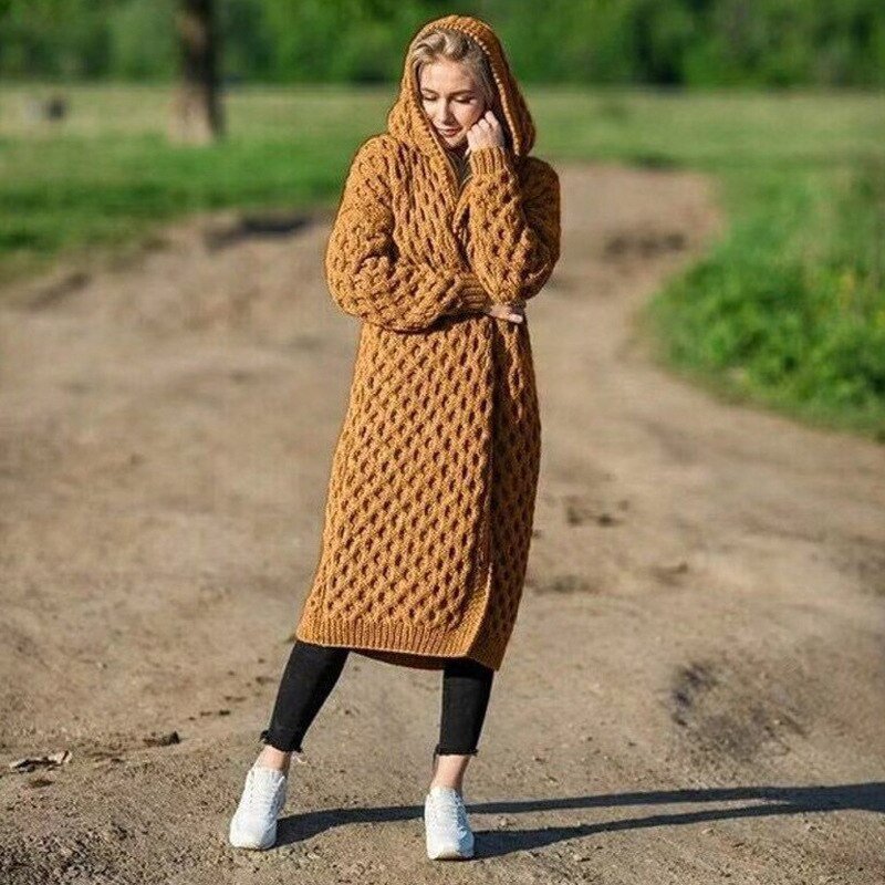 Sabinea - Warme Damen-Strickjacke mit Kapuze