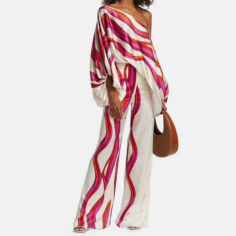 Zweiteiliges Damen Set mit asymmetrischem Oberteil & weitem Bein – Satiniertes Outfit im Retro-Style für Events & Sommer