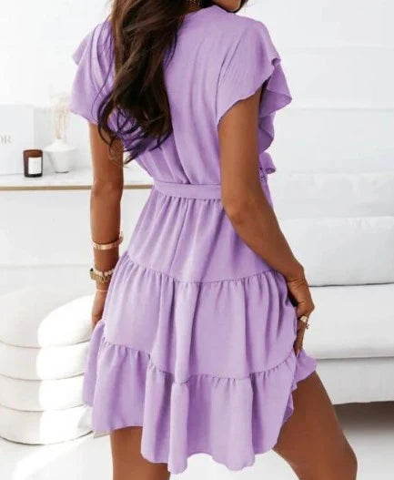 Kurzes Damen Wickelkleid mit Rüschen & Taillengürtel – Luftiges Sommerkleid für Urlaub, Alltag & City Looks