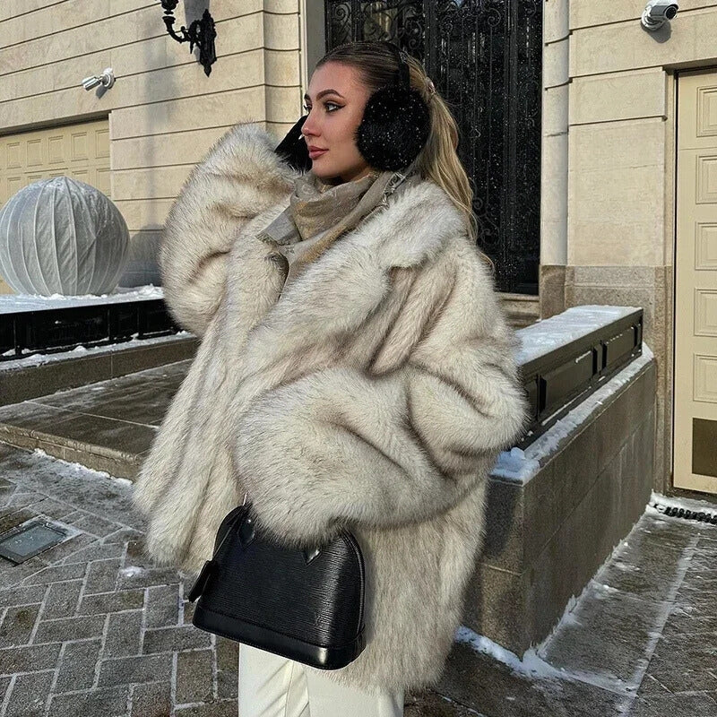 Jocelyn - Übergroße Winterjacke aus Pelz