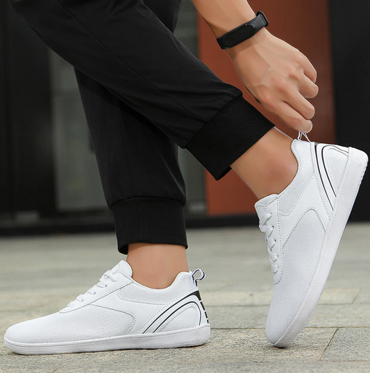Weiße Herren Sneaker – Leichte Freizeitschuhe im sportlichen Look