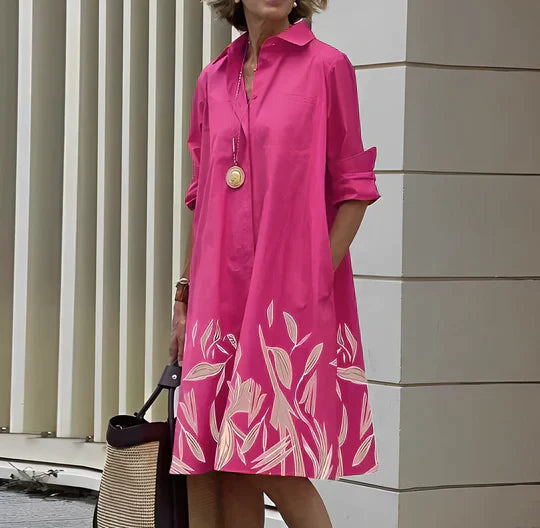Lässiges Hemdblusenkleid mit floralen Akzenten und Taschen – A-Linien Sommerkleid für Alltag, Urlaub & Büro