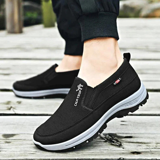 Slip-On Sneaker Herren – Bequeme Leichtlaufschuhe mit rutschfester Sohle für Alltag & Outdoor