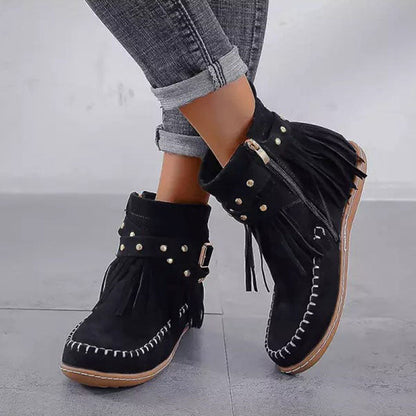 Damen Stiefeletten mit Fransen, Schnallen & Nieten – Mokassin Boots im Boho Western Look