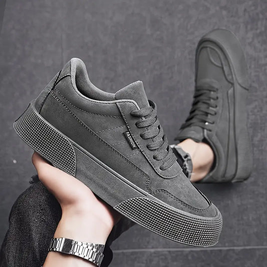 Trendige Herren Sneaker mit dicker Sohle – Modische Freizeitschuhe im Streetstyle Look