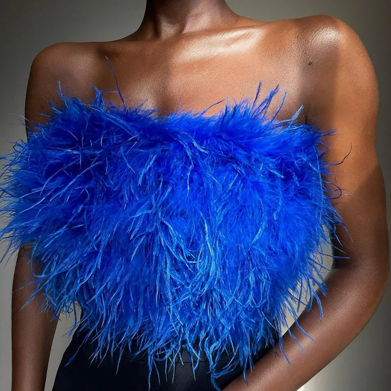 Luxuriöses Feder-Bustier Top – Trendiges Bandeau Crop Top für Party & Night Out Looks