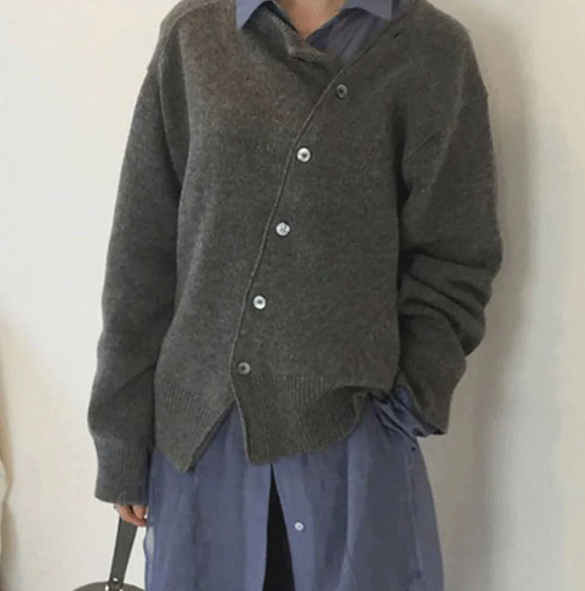 MELLY - weiche strickjacke mit diagonalem knopfverschluss
