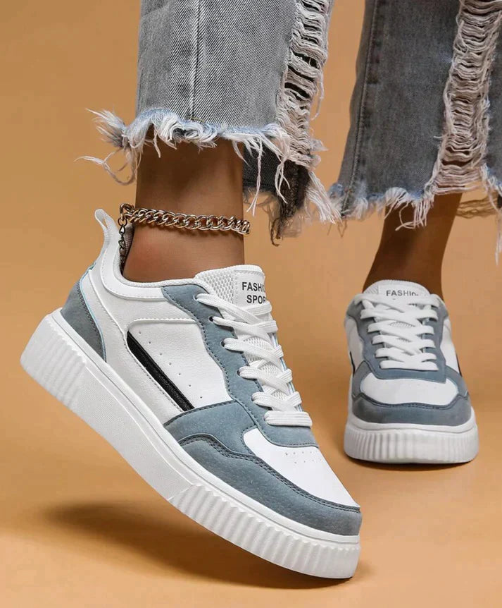 Damen Sneaker mit Plateau-Sohle – Retro Streetstyle Turnschuhe mit Wildleder-Details & Schnürung