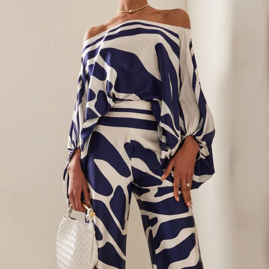 Off‑Shoulder‑Set mit Batwing‑Top & Palazzo‑Hose – Drapiertes Design & Statement‑Muster