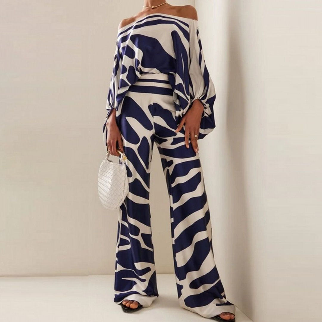 Off‑Shoulder‑Set mit Batwing‑Top & Palazzo‑Hose – Drapiertes Design & Statement‑Muster