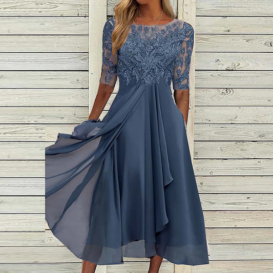Elegantes festliches Abendkleid für Damen mit floraler Spitze, halbtransparenten Ärmeln und fließendem Chiffonrock in Midilänge
