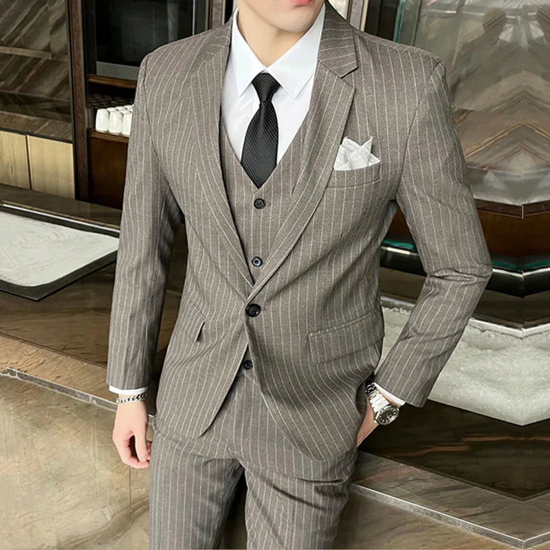 Mattias - Business-Streifen-Set für Männer [Jacke, Weste + Hose]