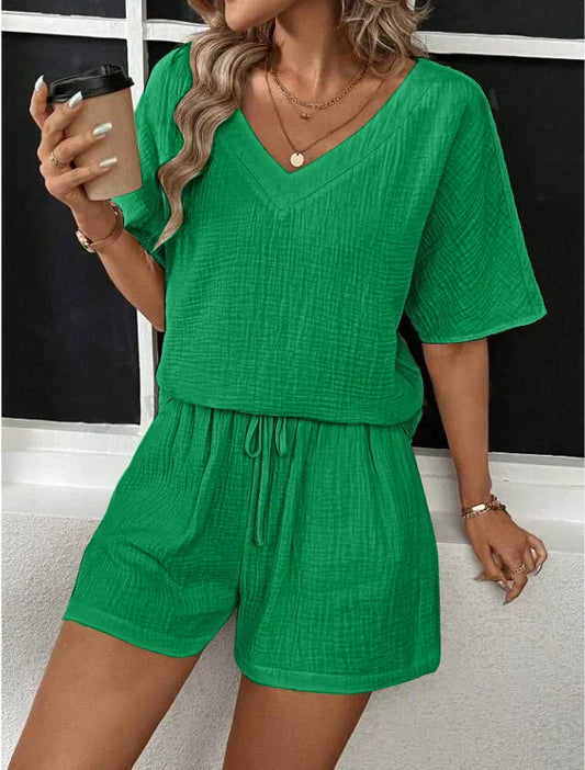 Zweiteiliges Damen Sommer Set aus Musselin – V-Ausschnitt Shirt & Shorts mit Kordelzug für Freizeit & Urlaub