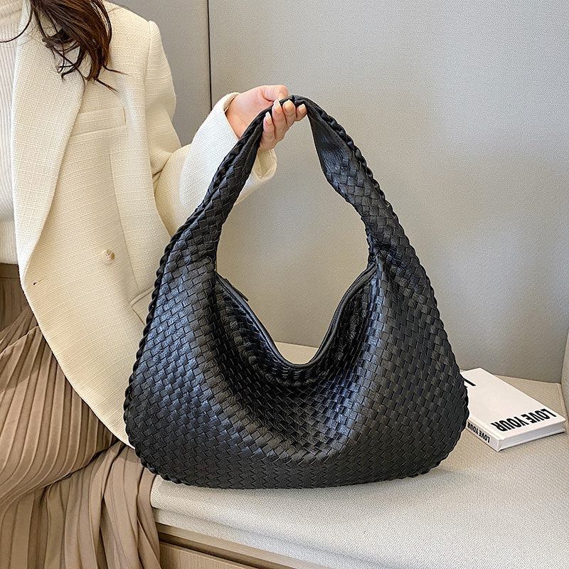 Große Schultertasche mit geflochtener Textur und weichem Hobo-Design – Stylischer Allrounder für Alltag und Reisen