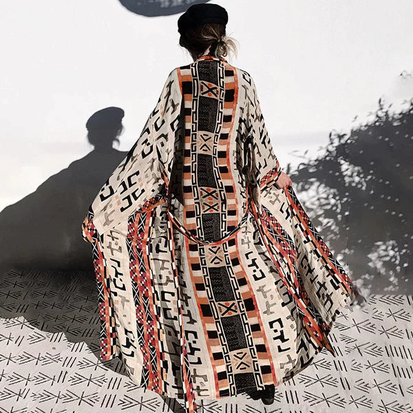 Eleganter Kimono-Bademantel ELIZABETH – Stilvoll & Vielseitig