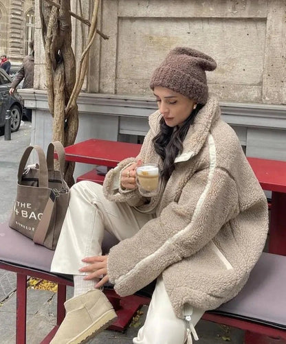 Raegan - Warme Teddyjacke