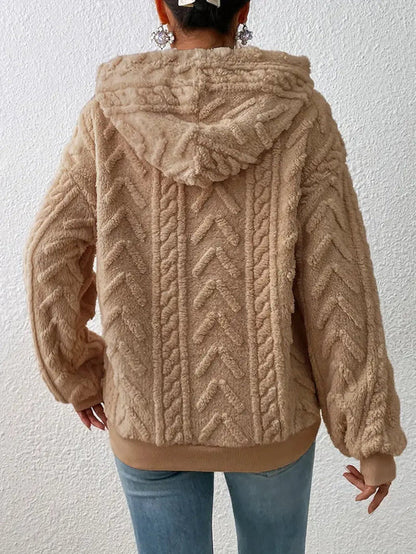 Paulina - Gestrickter Kapuzenpullover