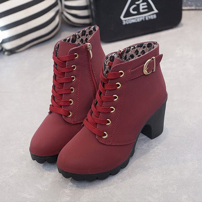 Ava - Schnürstiefeletten zum Aufpeppen deines Herbst Outfits