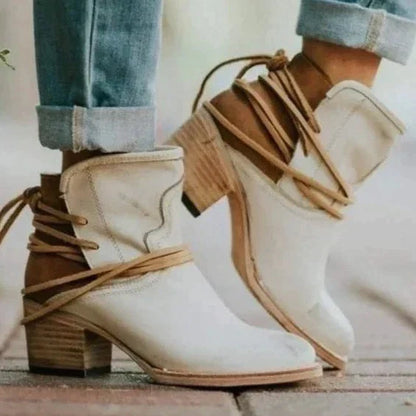 Arielle - Vintage Schnürstiefeletten