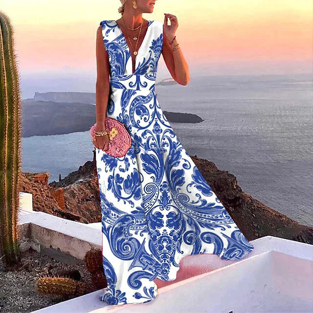 Maxikleid mit mediterranem Ornamentmuster & V-Ausschnitt – Sommer Must-Have